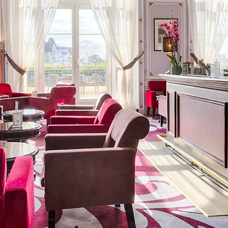 Le Grand Hotel De Cabourg - Mgallery Collection Hotel 5*
