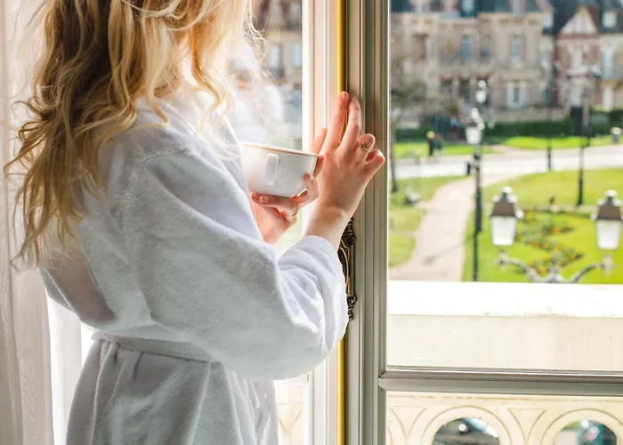 Le Grand De - Mgallery Collection קאבורג